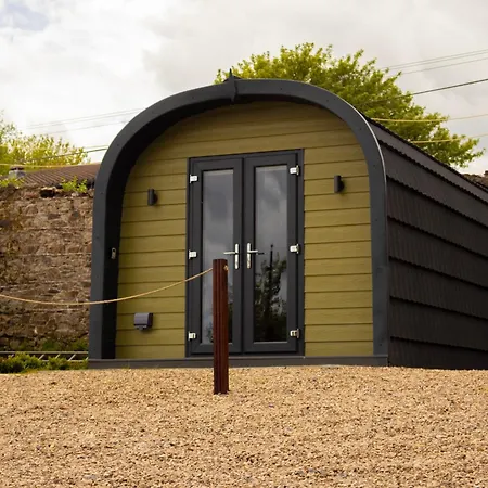 Chalet Pods