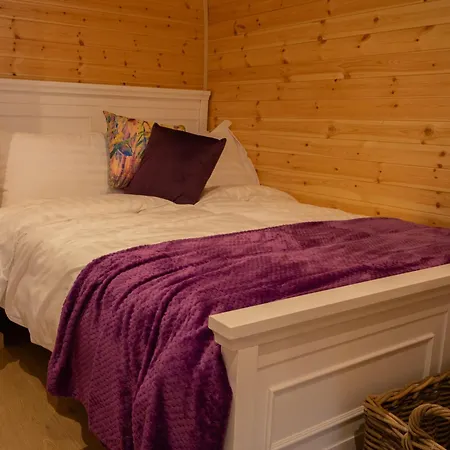 Chalet Pods